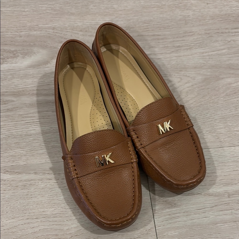 Size 5.5 Michael Kors Cognac Leather Loafers with Metallic Detail